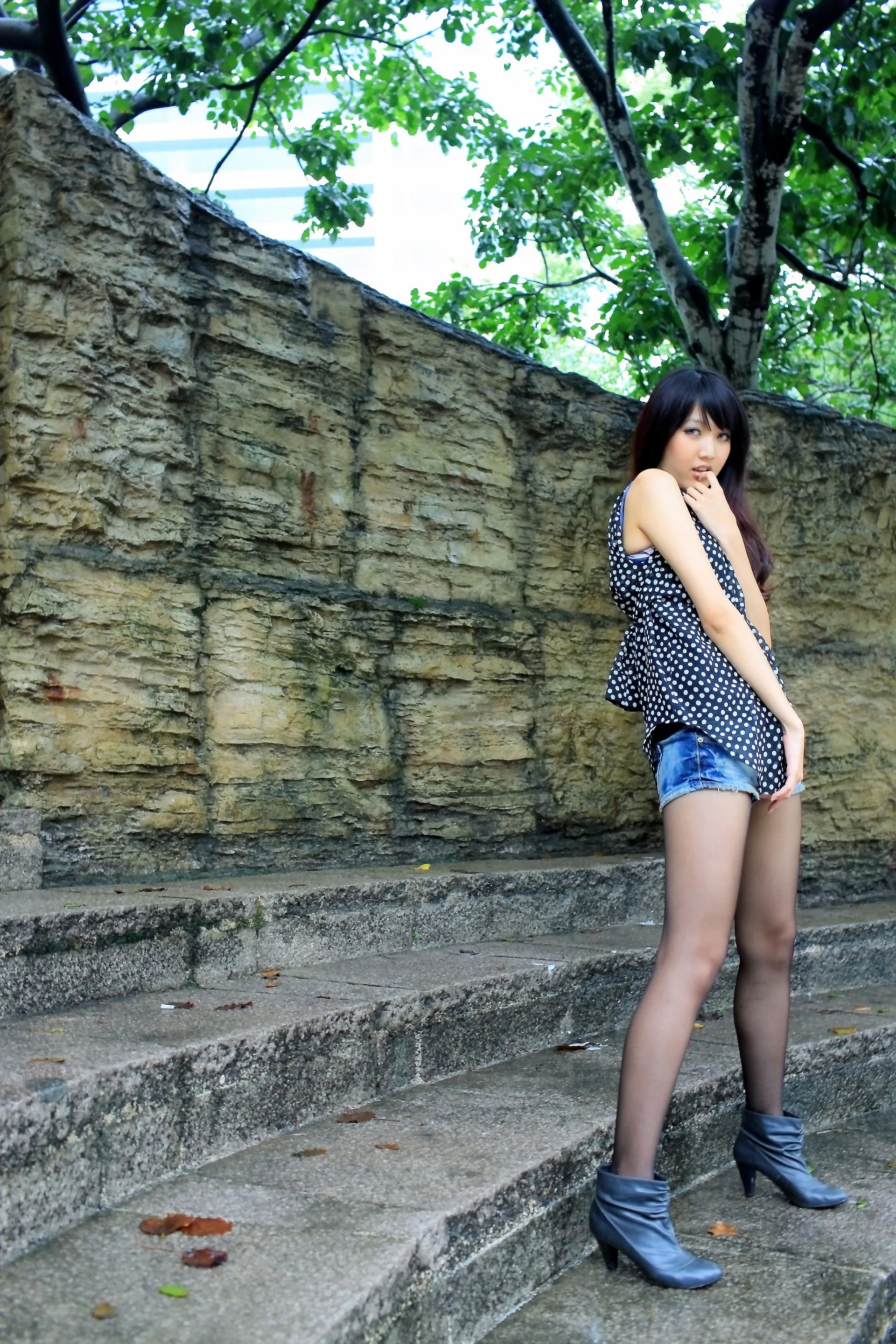 [Ấn bản đặc biệt BEAUTYLEG] Jill Yu Fuyu (Weiting), Nữ hoàng tất đen: Bộ ảnh chụp ngoài trời với tất đen - 19