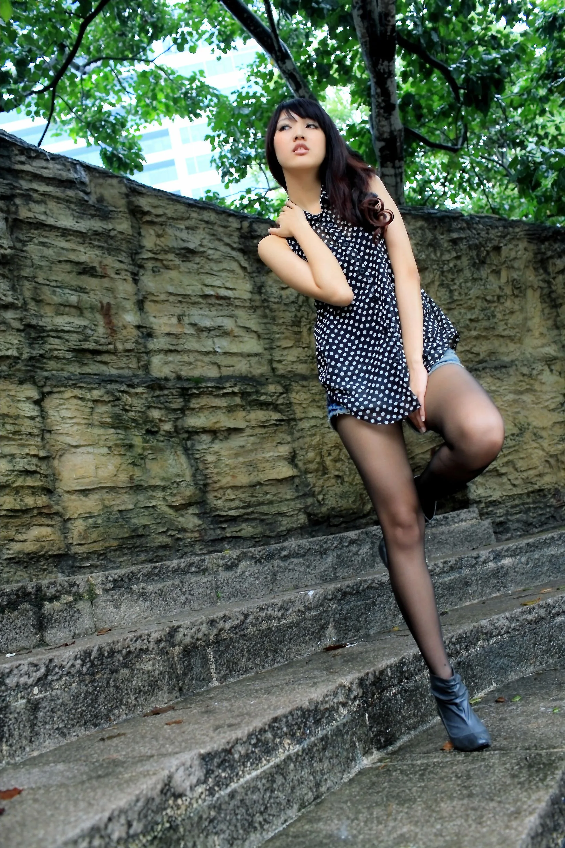 [Ấn bản đặc biệt BEAUTYLEG] Jill Yu Fuyu (Weiting), Nữ hoàng tất đen: Bộ ảnh chụp ngoài trời với tất đen - 18