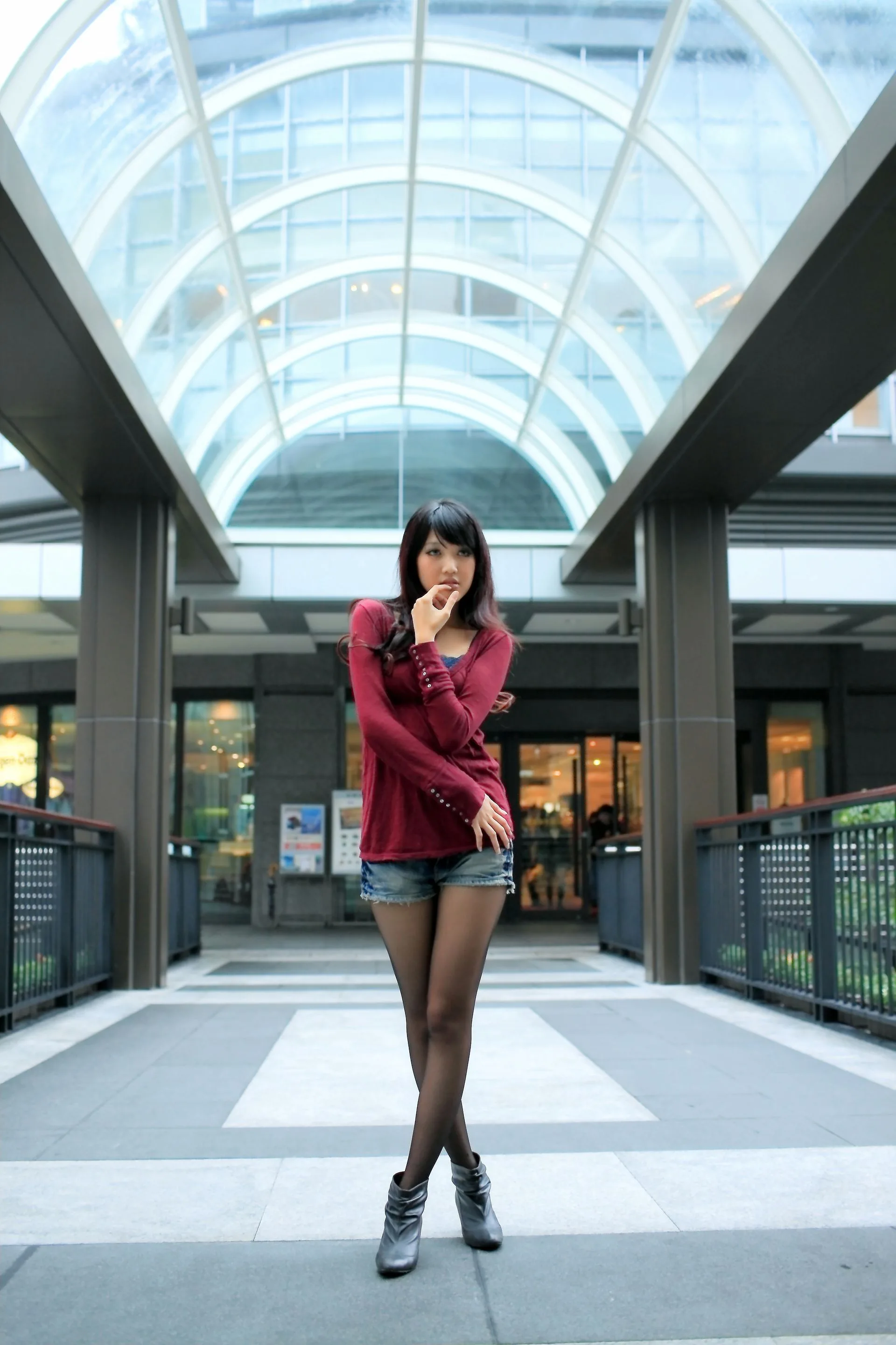 [Ấn bản đặc biệt BEAUTYLEG] Jill Yu Fuyu (Weiting), Nữ hoàng tất đen: Bộ ảnh chụp ngoài trời với tất đen - 14